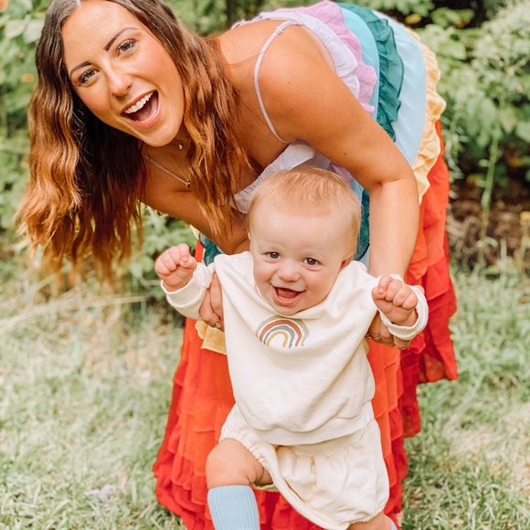 2 piece cream set - Picture 1 of 6